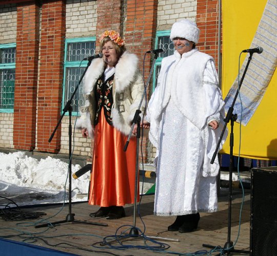 Весну встретили, а зима не сдаётся (+ фото)