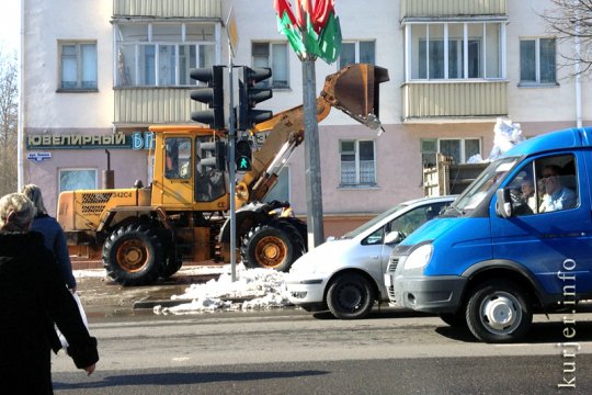 Алесь Достанко: снег, Дима Билан, женщины и лопаты