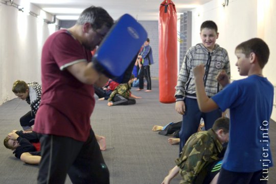 В Слуцке начала работу секция по рукопашному бою