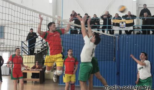 Команда «ДГЭМЗ» – чемпион Столинского района по волейболу