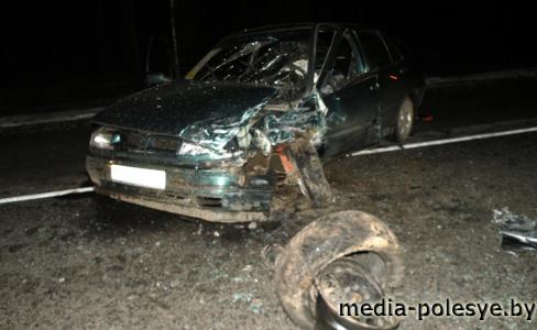 На М 10 в Лунинецком районе служебный Volkswagen стал причиной столкновения четырёх машин На М 10 в Лунинецком районе служебный Volkswagen стал причиной столкновения четырёх машин