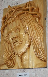 Эти разные, разные лица… Выставка резьбы по дереву А. Ефименко открылась в районном краеведческом музее Эти разные, разные лица… Выставка резьбы по дереву А. Ефименко открылась в районном краеведческом музее