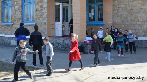 «Эвакуировалась» лунинецкая СШ №3. Всё обошлось…