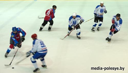 Хоккейный клуб «Лунинец» - чемпион кубка Надежды!