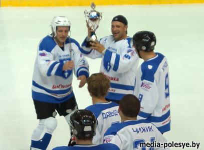 Хоккейный клуб «Лунинец» - чемпион кубка Надежды!