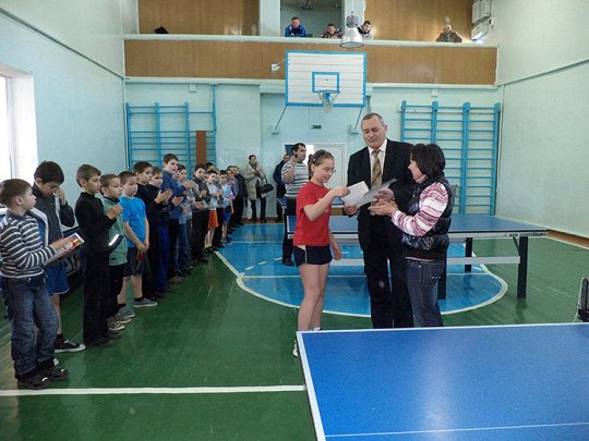 Республиканский турнир по настольному теннису среди юношей и девушек
