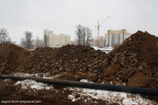 На вул. Дубко ў Гродна выкапаны падмуркі старой цагельні