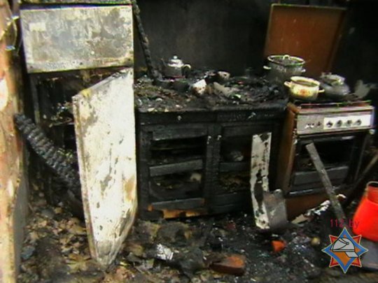 На пожаре в Хойникском районе погибли двое детей (фото)