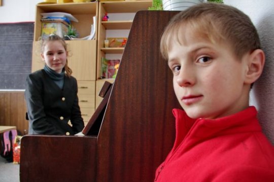 В единственной в Барановичском районе школе с эстетическим уклоном хотят закрыть музыкальное направление