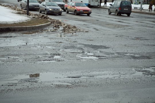 Дороги в Могилёве спасёт только капитальный ремонт (фото)