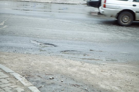 Дороги в Могилёве спасёт только капитальный ремонт (фото)