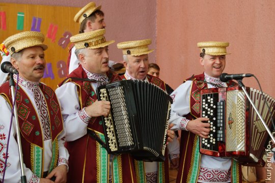 О юморе в Козловичах