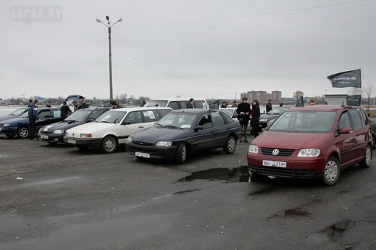 Акция в Могилёве: автомобилисты не хотят «убивать» свои машины (видео)