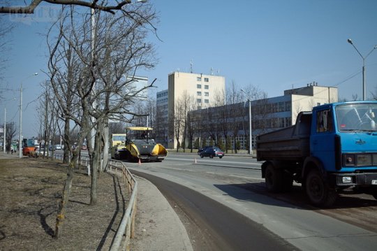 Дороги в Могилёве активно «латают» (фоторепортаж)