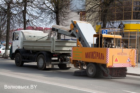 Народная примета: Метут дорогу за городом и красят плитку? Значит ждут высокого гостя…