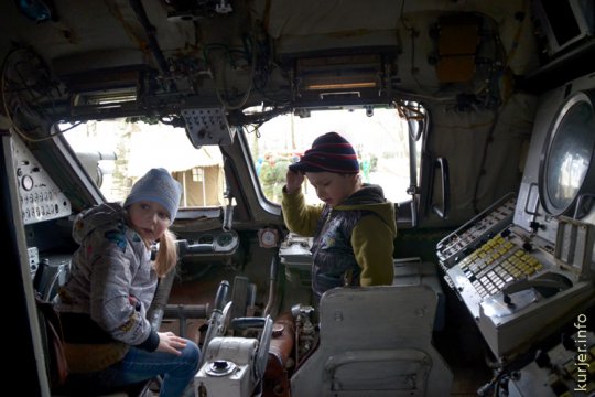 Зенитная ракетная бригада открыла двери