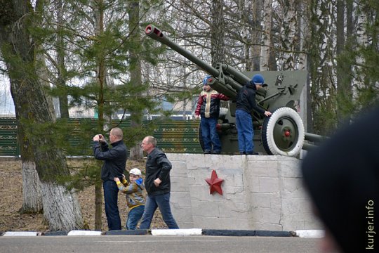 Зенитная ракетная бригада открыла двери