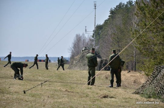 Летчики из Лиды совершили посадку на автомобильной ...