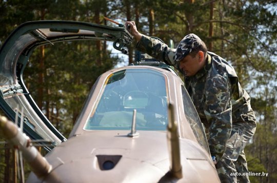 Летчики из Лиды совершили посадку на автомобильной ...