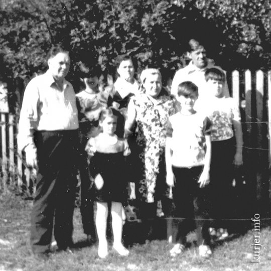 Валя и Наташа, мы вас ищем