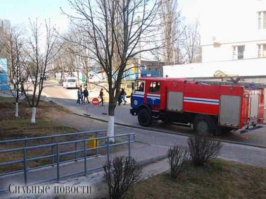 Экстренная эвакуация: у Гомельского университета нашли бомбу
