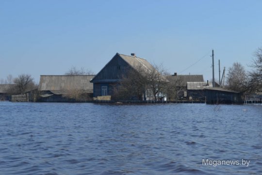 Репортаж из затопленной деревни Мордвин (фото, видео)