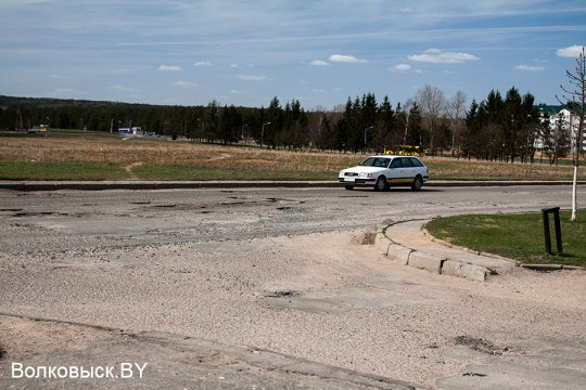 С миру по латке — нищему дорога