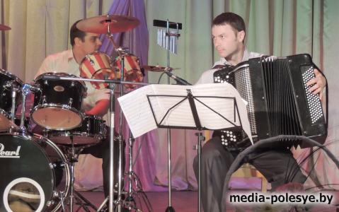 Лучшие творческие коллективы и исполнители Столинщины примут участие в областных конкурсах