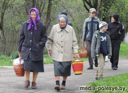 Православные встречают великий праздник Православные встречают великий праздник