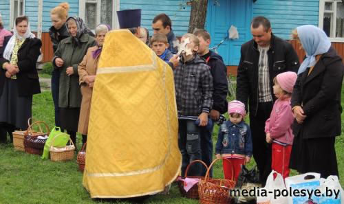 Православные встречают великий праздник Православные встречают великий праздник