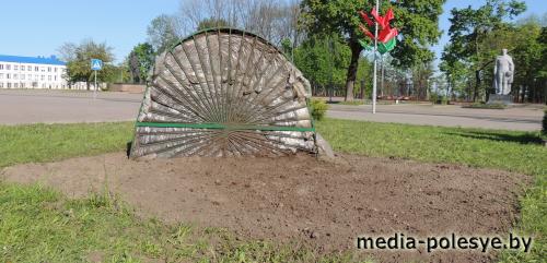 Столин будет утопать в цветах – обещают коммунальники