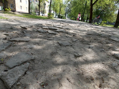 Без комментариев: пешеходная дорожка на улице Гагарина в Гродно