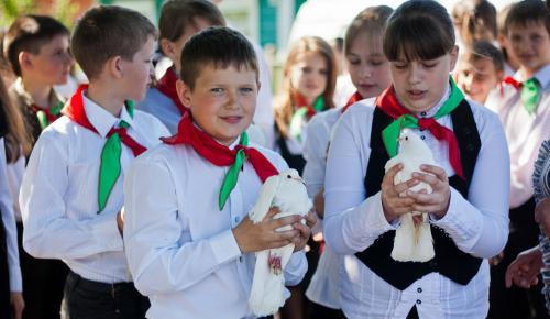 Митингом и концертом отметили День Победы в Давид-Городке Митингом и концертом отметили День Победы в Давид-Городке