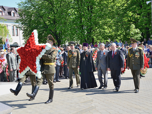 Праздничные мероприятия на площади Победы