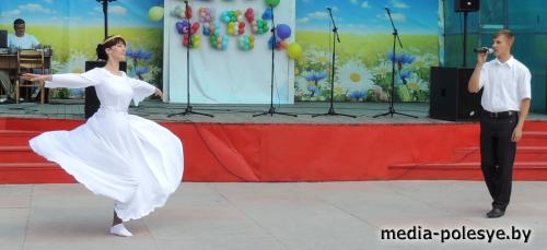 В Столине прошёл заключительный концерт районного конкурса «Зоркі Палесся»