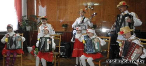 Лунинецкая детская школа искусств объявляет приём учащихся