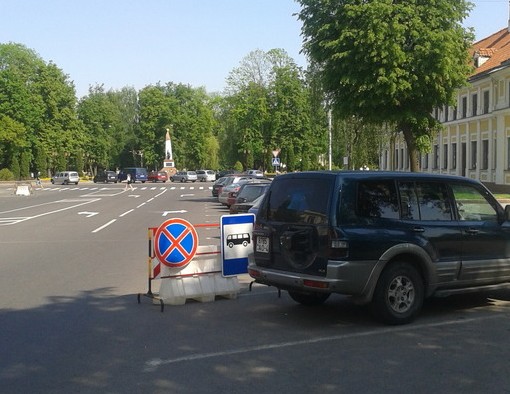 ГАИ ежедневно вынуждена контролировать площадь Тызенгауза в Гродно