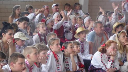 Дзіцячы фальклор жыве. Дзеці Століншчыны – удзельнікі фестывалю “Радавод”