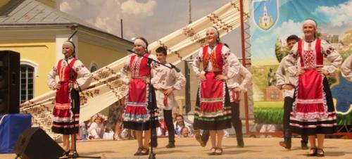 Дзіцячы фальклор жыве. Дзеці Століншчыны – удзельнікі фестывалю “Радавод”