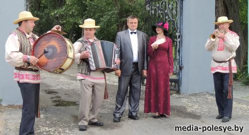 Музейны фэст у Століне разам з «Радзівіламі» Музейны фэст у Століне разам з «Радзівіламі»