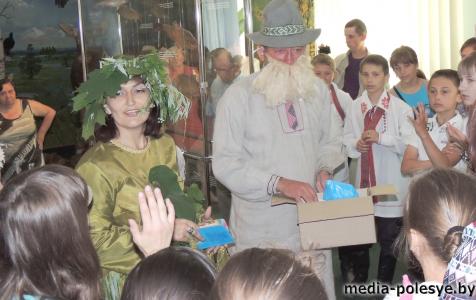 Музейны фэст у Століне разам з «Радзівіламі» Музейны фэст у Століне разам з «Радзівіламі»