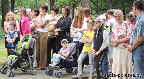 Музейны фэст у Століне разам з «Радзівіламі» Музейны фэст у Століне разам з «Радзівіламі»