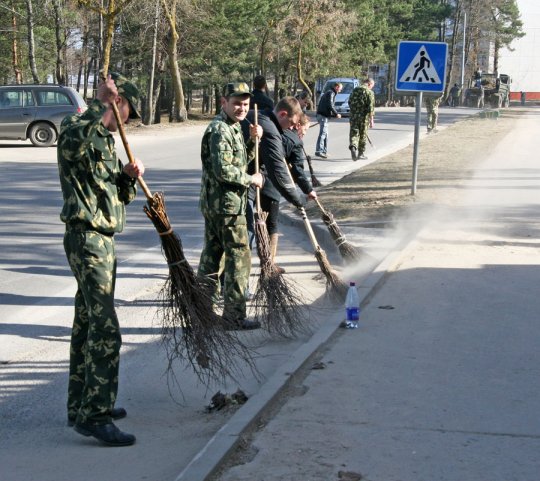Поставчане приняли активное участие в республиканском субботнике