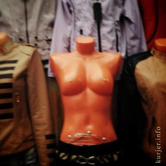 На Слуцком рынке. Конец апреля—2013