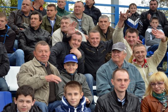 «Слуцк»—«Волна». Несколько фотографий с матча