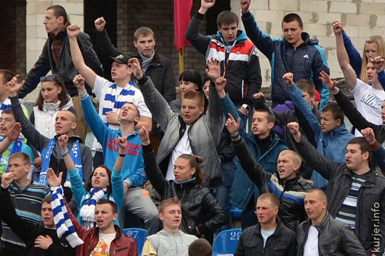 «Слуцк»—«Волна». Несколько фотографий с матча