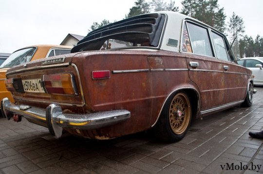 В Молодечненском районе прошел Stance-фестиваль «заниженных» автомобилей (фото)