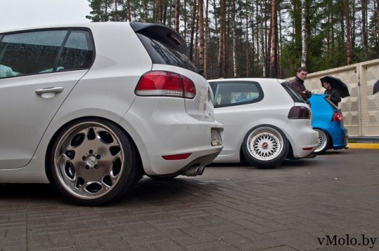 В Молодечненском районе прошел Stance-фестиваль «заниженных» автомобилей (фото)