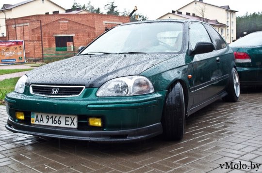 В Молодечненском районе прошел Stance-фестиваль «заниженных» автомобилей (фото)