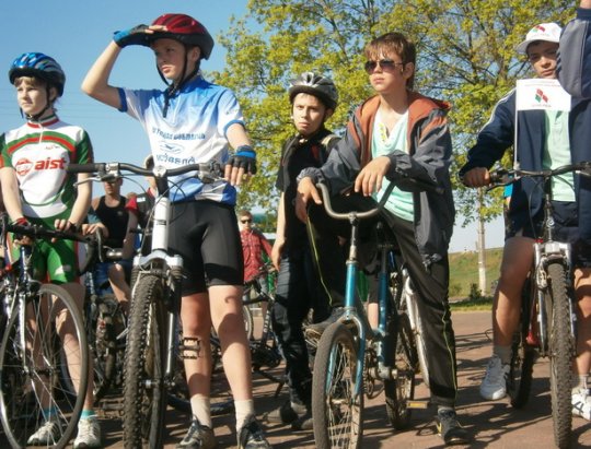 В Барановичах в честь 9 Мая прошли вело- и мотопробеги
